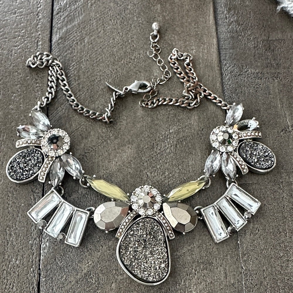 NY&Co Elegant Silver Statement Necklace